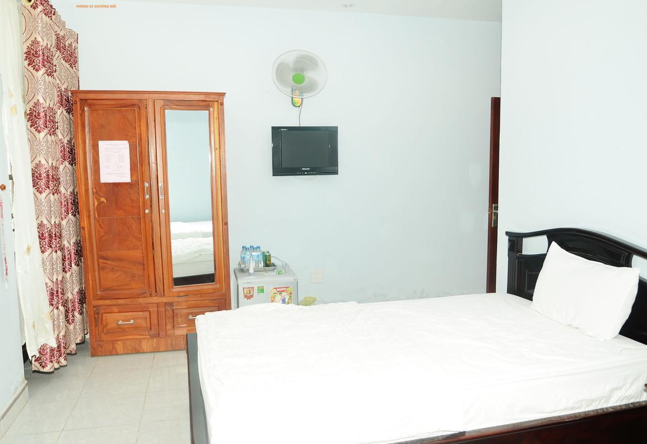 Thy Hung Hotel Tuy Hòa Buitenkant foto