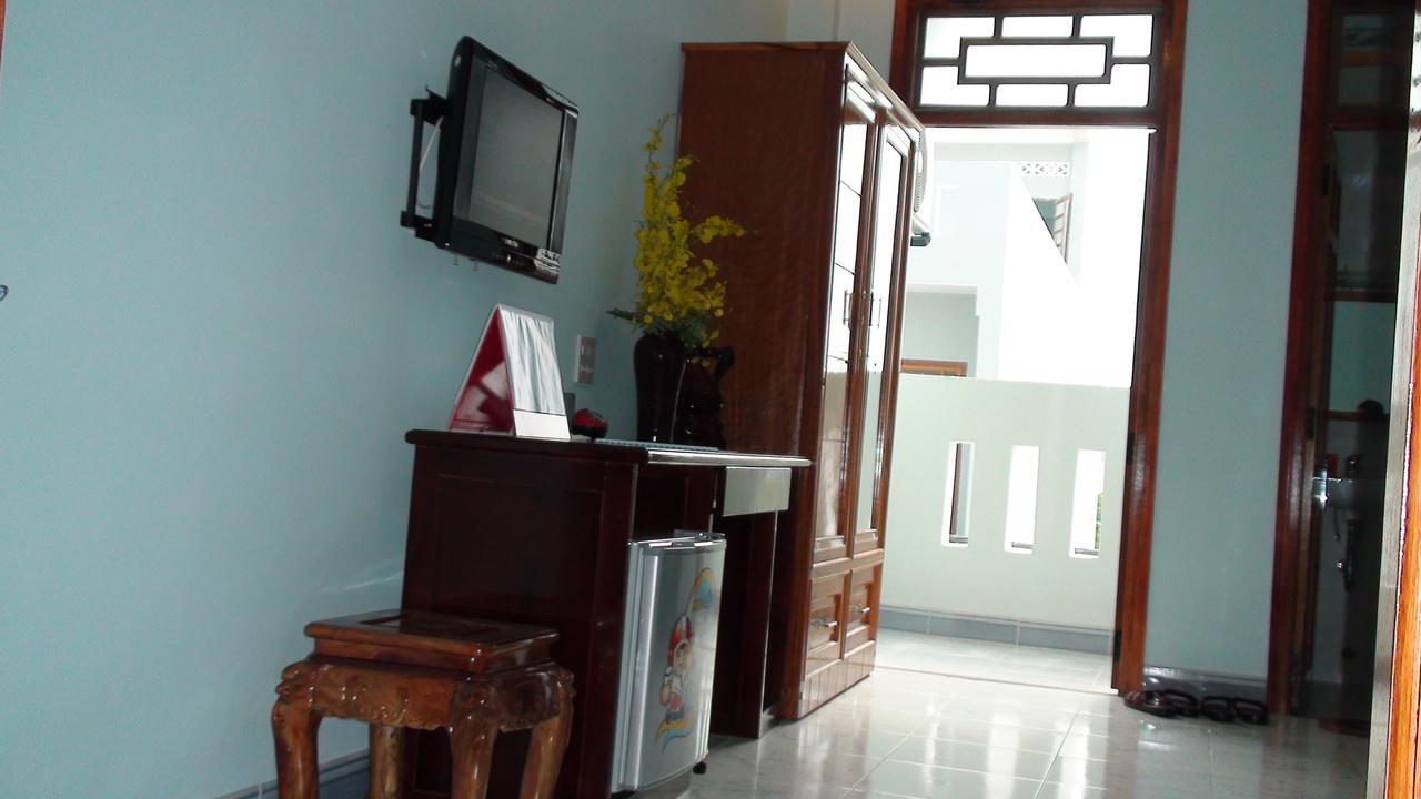 Thy Hung Hotel Tuy Hòa Buitenkant foto